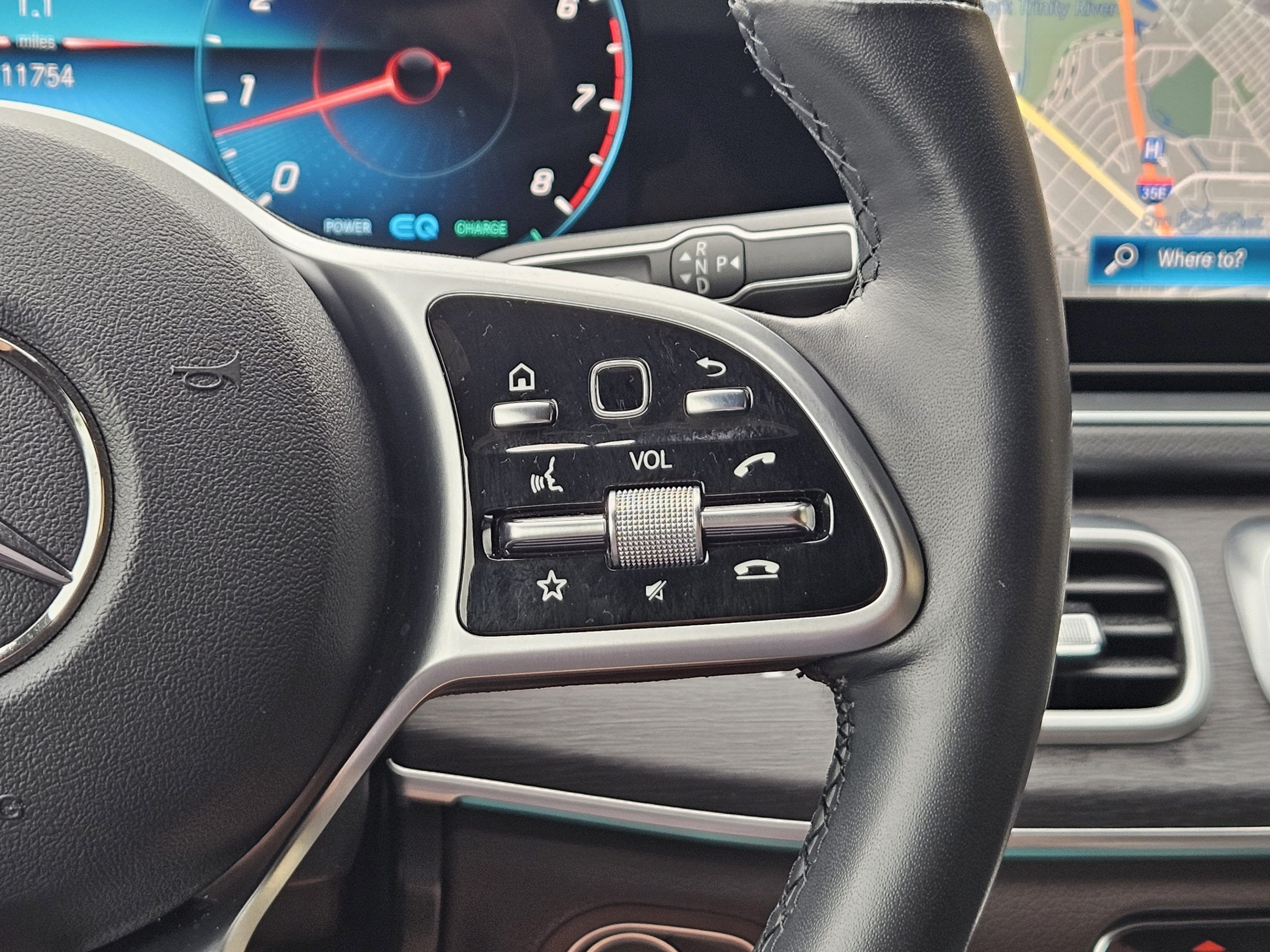Used 2022 Mercedes-Benz GLS 450 4MATIC image 25