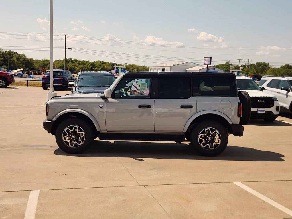 New 2026 Ford Bronco Outer Banks AWD/4WD image 3