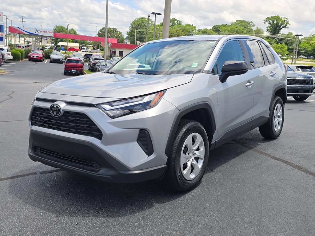 Used 2025 Toyota RAV4 LE FWD image 7