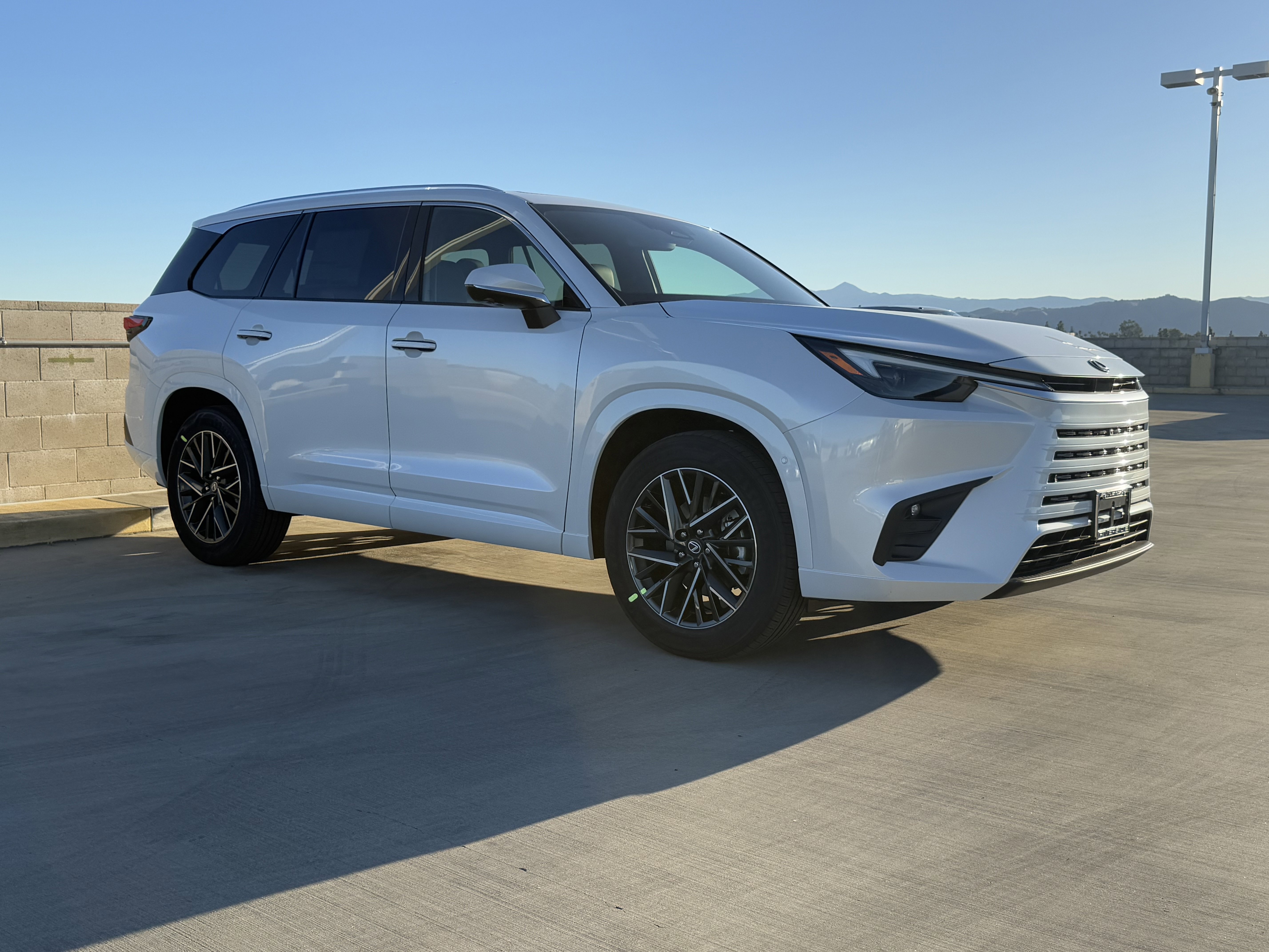 New 2026 Lexus TX 350 FWD image 2