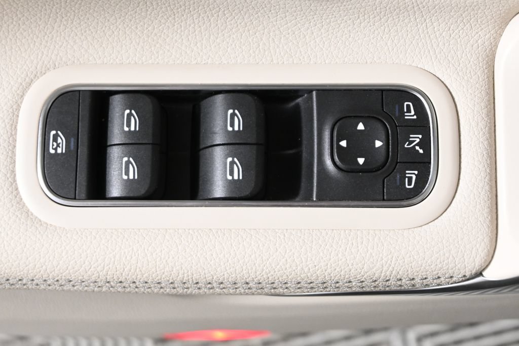 Certified 2026 Mercedes-Benz CLA 250 4MATIC image 28