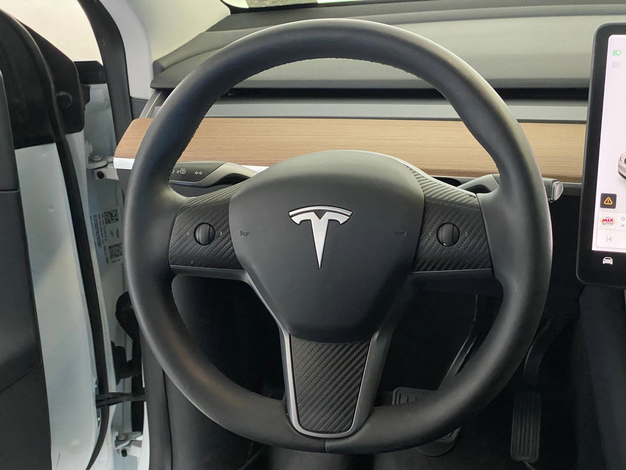 Used 2020 Tesla Model Y Performance image 16