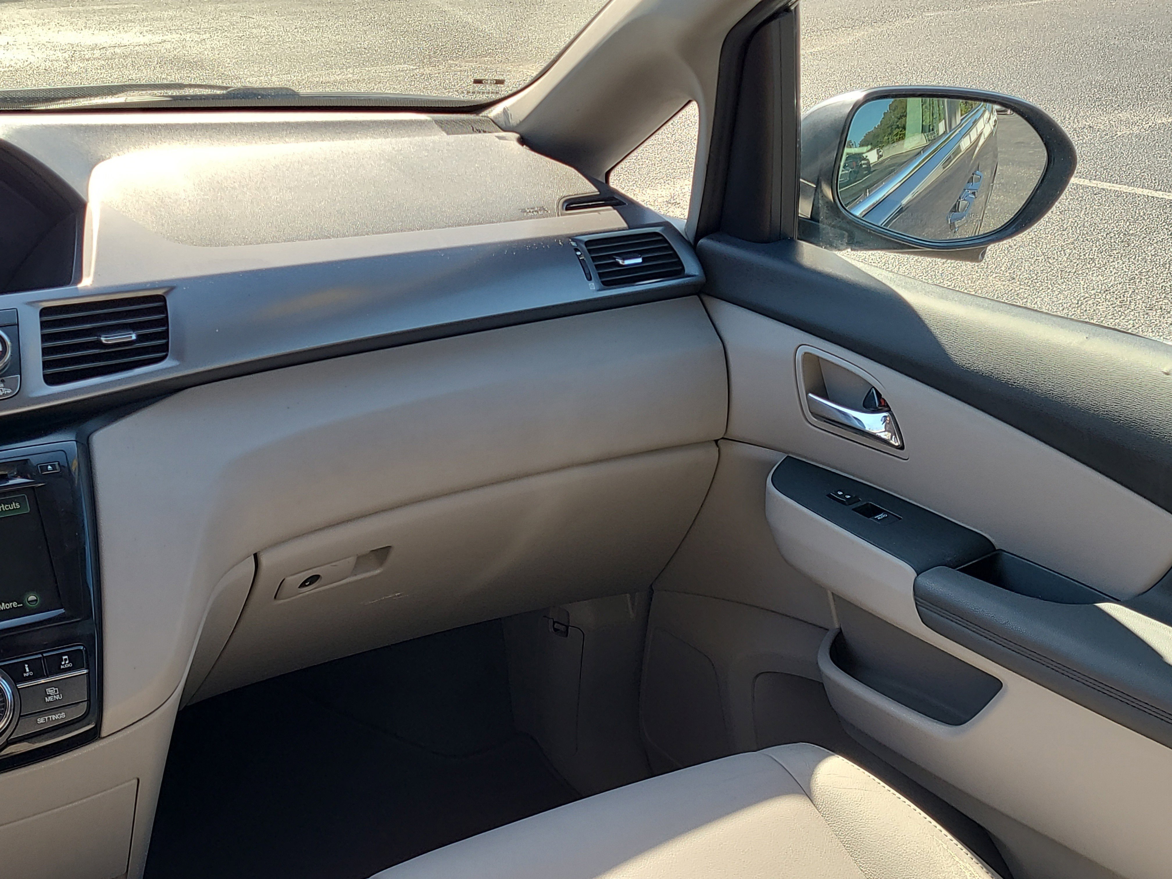 Used 2014 Honda Odyssey EX-L image 15