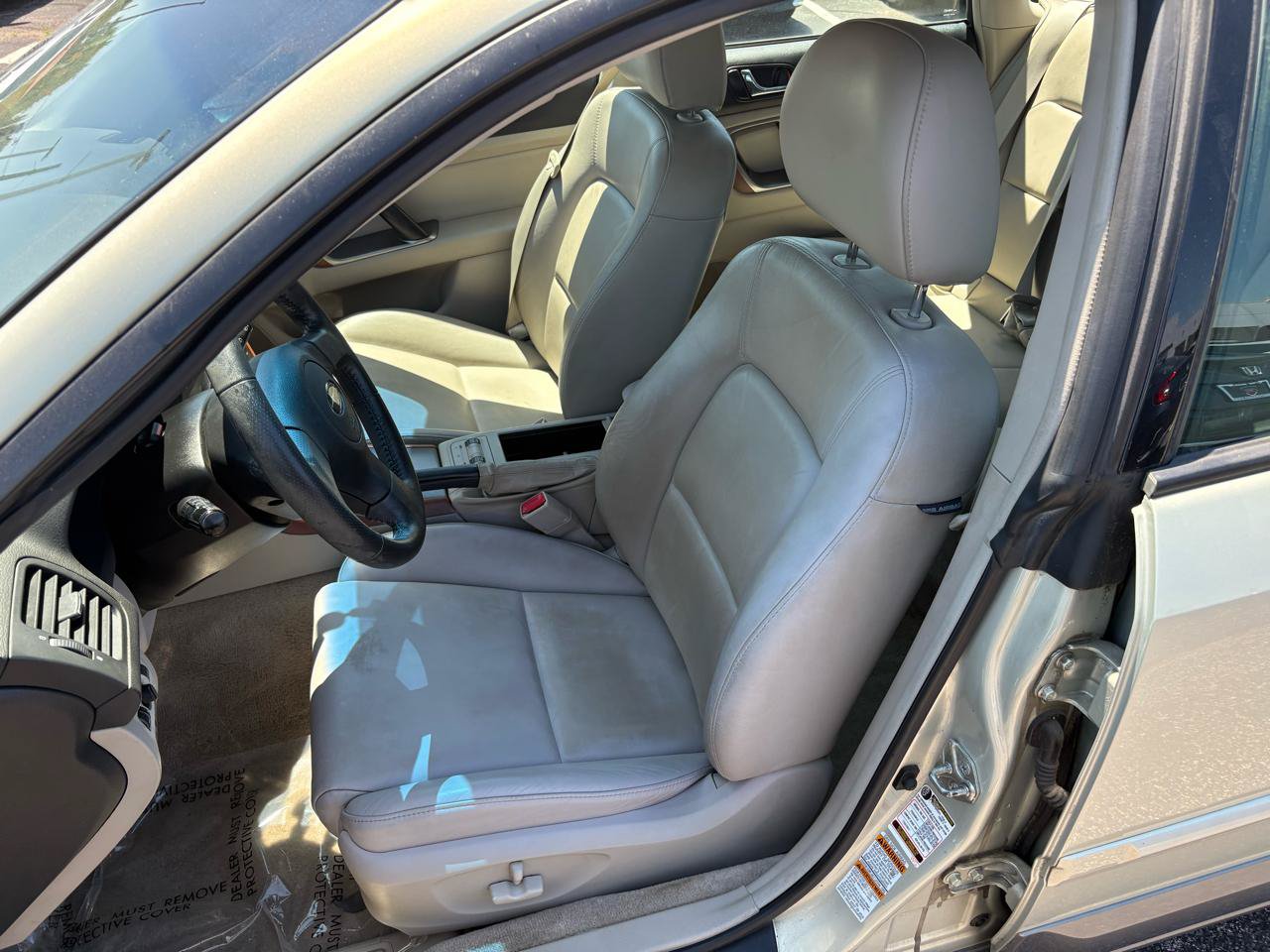 Used 2005 Subaru Outback 2.5i Limited AWD/4WD image 22