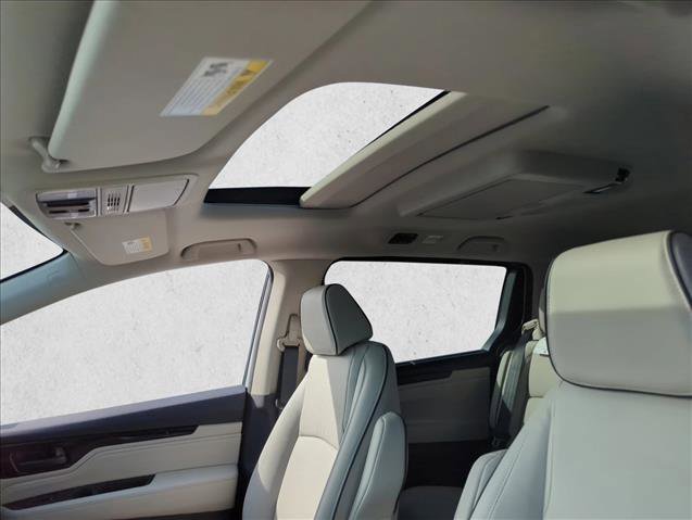 New 2026 Honda Odyssey Touring image 18