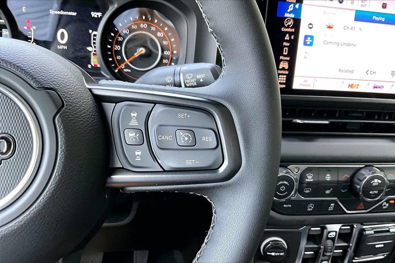New 2026 Jeep Gladiator Rubicon AWD/4WD image 24