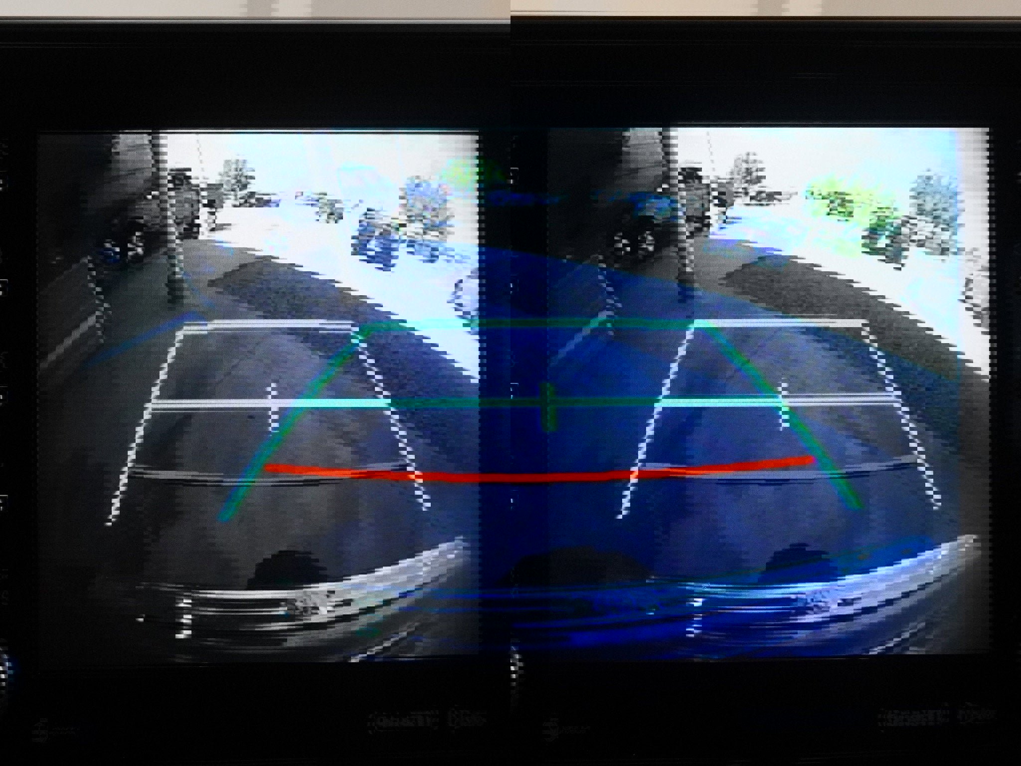 Used 2022 Toyota Highlander LE image 31