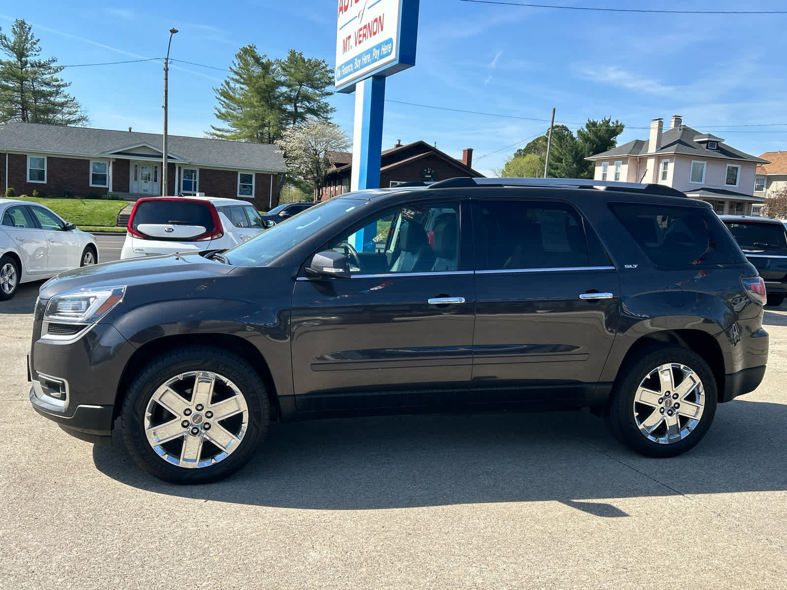 Used 2017 GMC Acadia Limited SLT FWD image 4