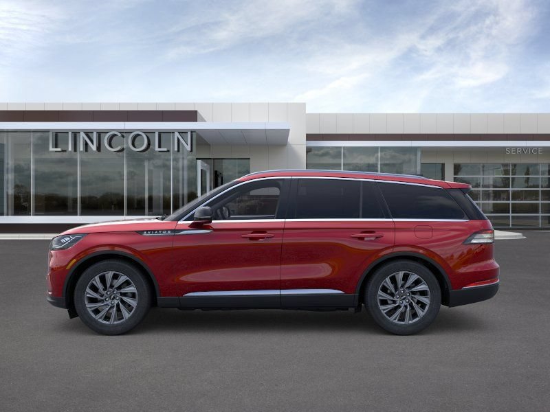 New 2026 Lincoln Aviator 2WD image 3