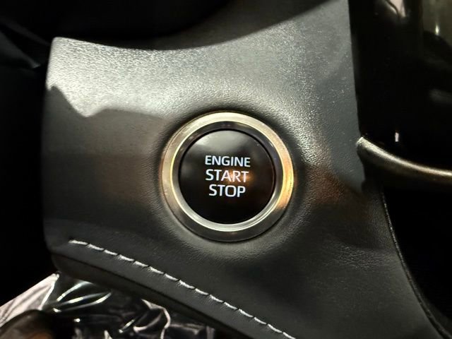 Used 2025 Toyota Highlander Platinum image 44