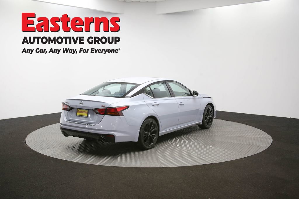 Used 2023 Nissan Altima 2.5 SR w/ SR Premium Package image 40