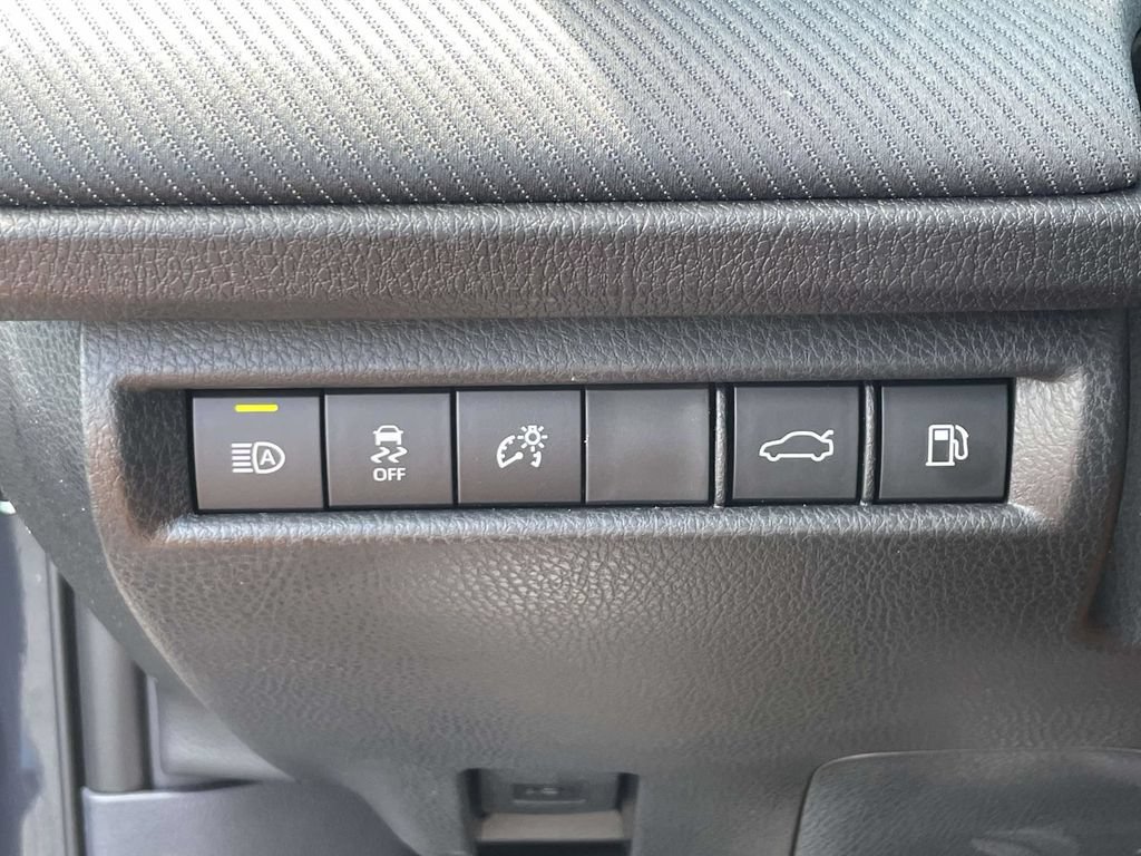 Used 2026 Toyota Camry SE w/ Convenience Package FWD image 19