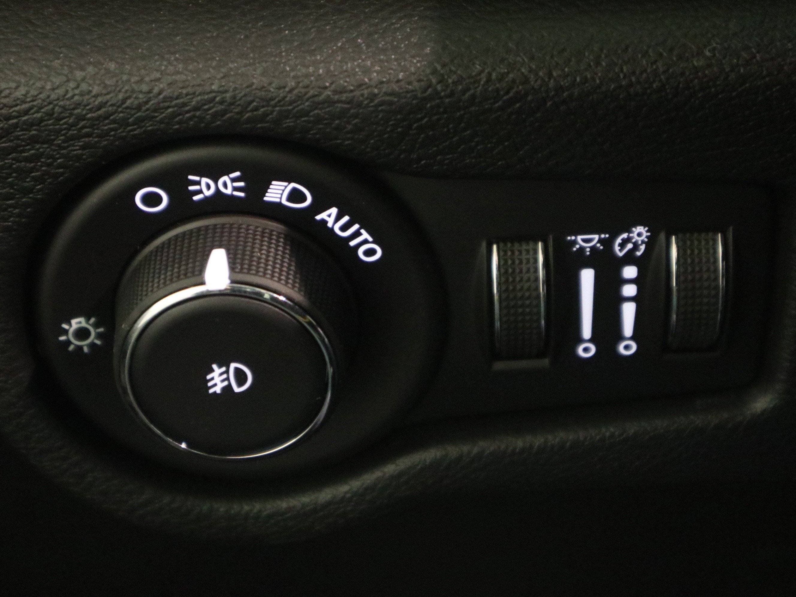 New 2026 Chrysler Pacifica Select image 34