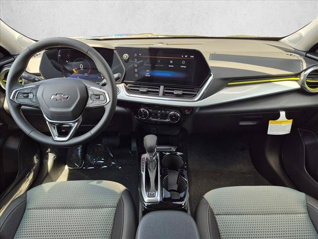 New 2026 Chevrolet Trax LT w/ Midnight Edition FWD image 14