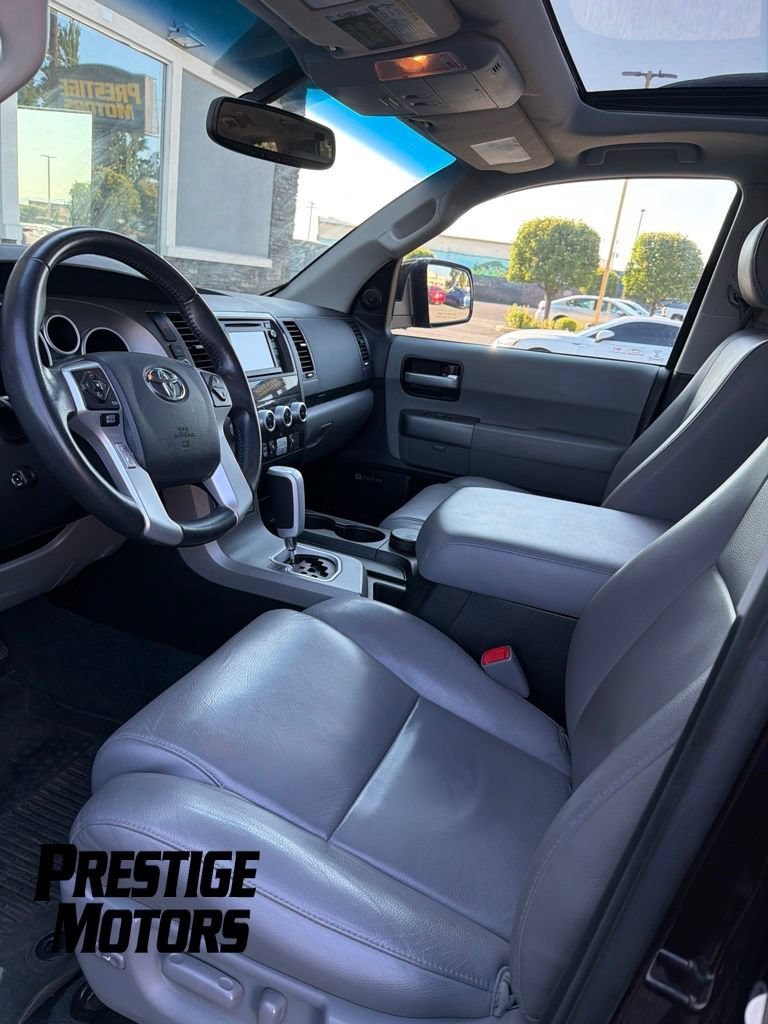Used 2017 Toyota Sequoia Limited w/ Safety & Convenience Package AWD/4WD image 2