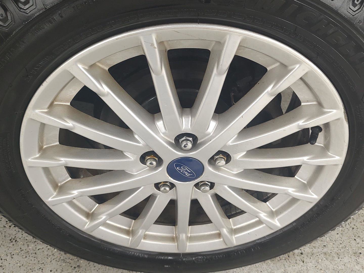 Used 2013 Ford C-MAX SE FWD image 27