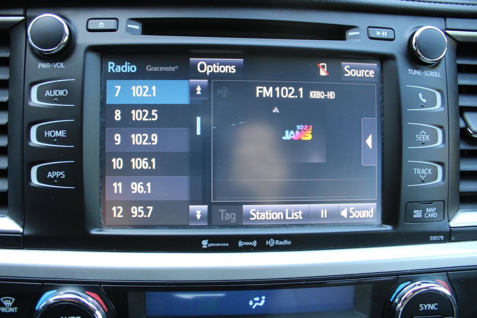 Used 2017 Toyota Highlander XLE image 18