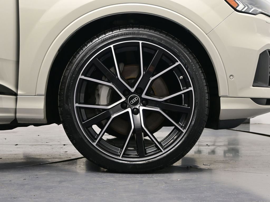 Used 2023 Audi Q7 3.0T Prestige w/ Prestige Package image 46
