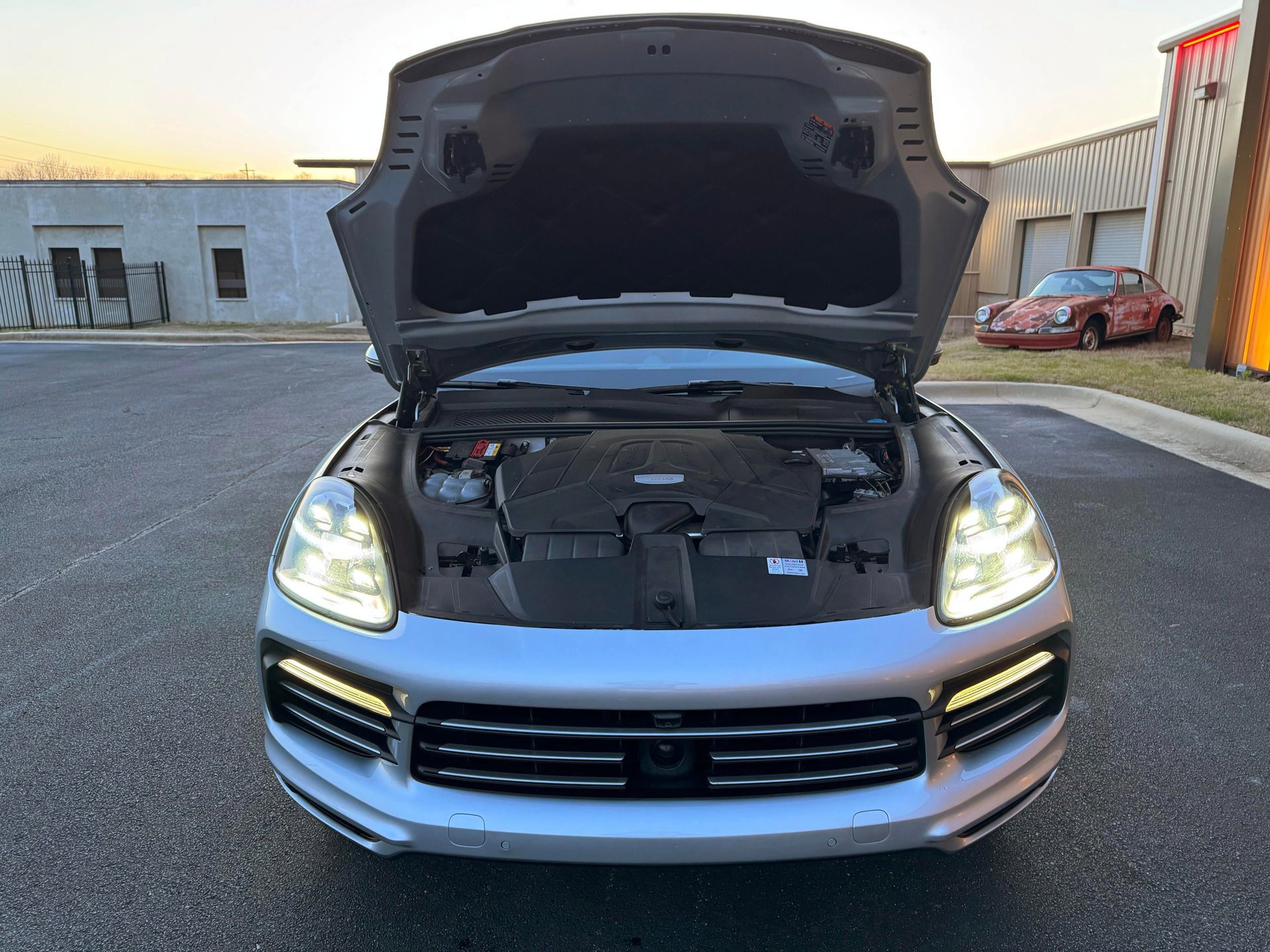Used 2019 Porsche Cayenne image 22