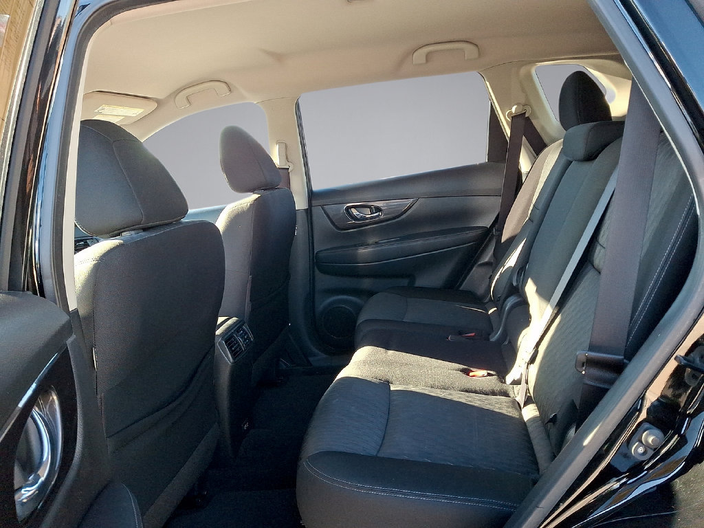 Used 2020 Nissan Rogue S w/ Special Edition Package FWD image 26
