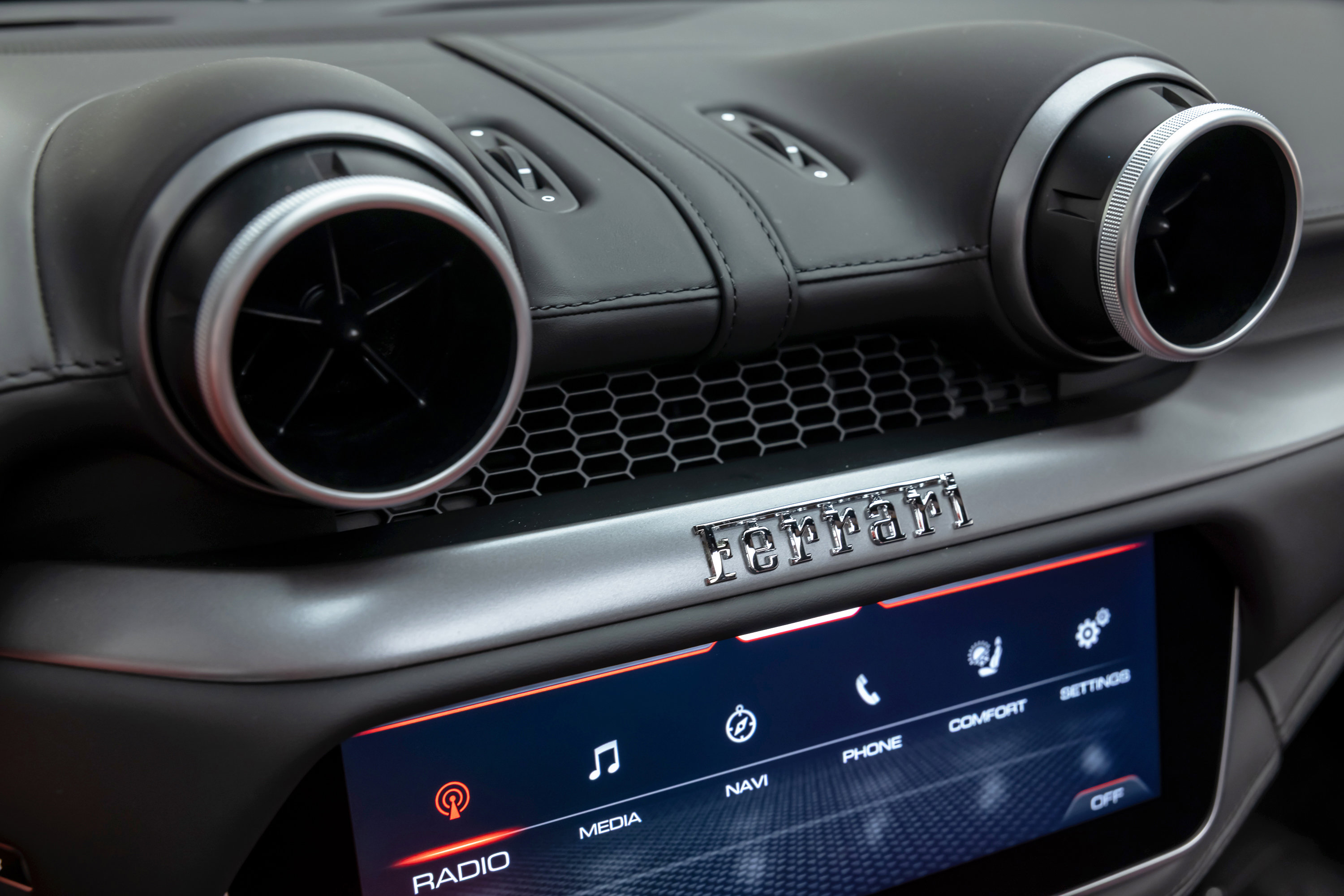 Certified 2022 Ferrari Portofino M RWD image 92