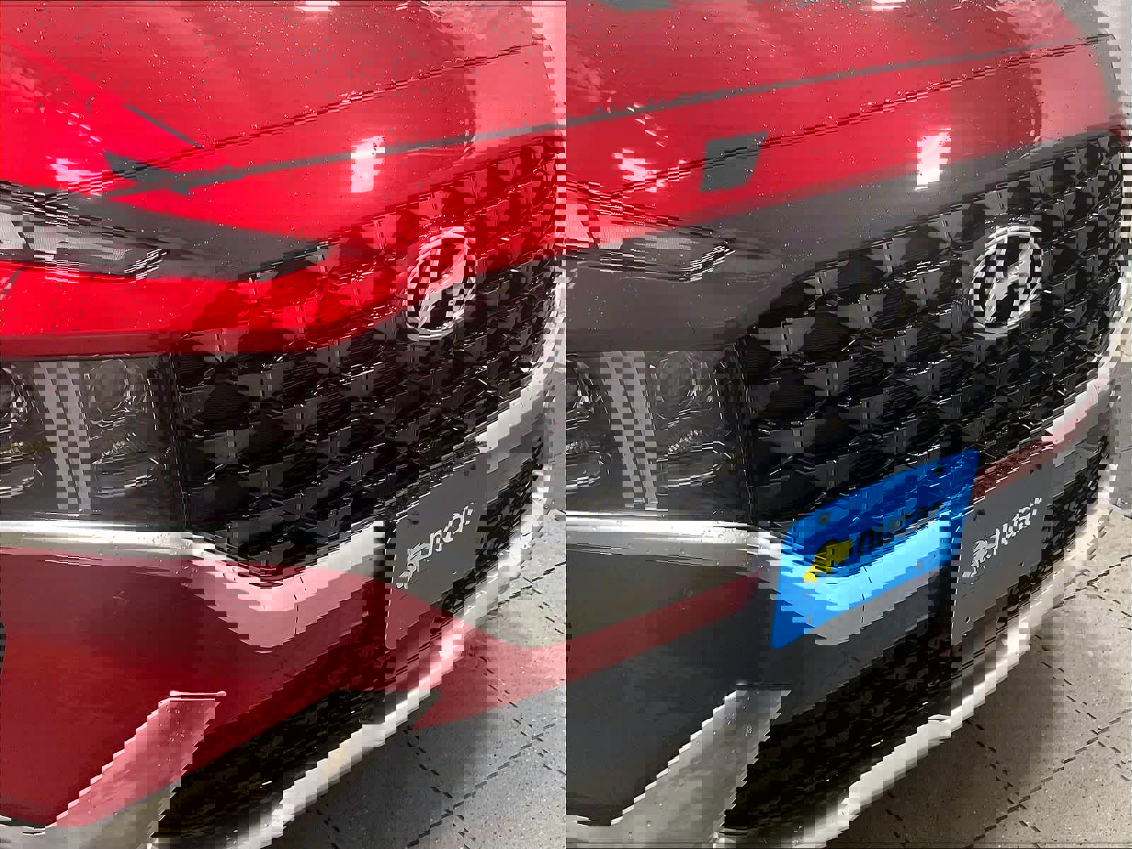 Used 2023 Hyundai Santa Fe Calligraphy image 32