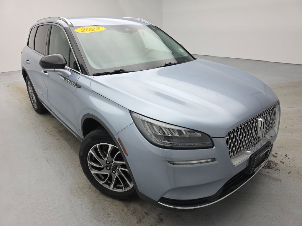 Used 2022 Lincoln Corsair AWD w/ Equipment Group 101A image 3