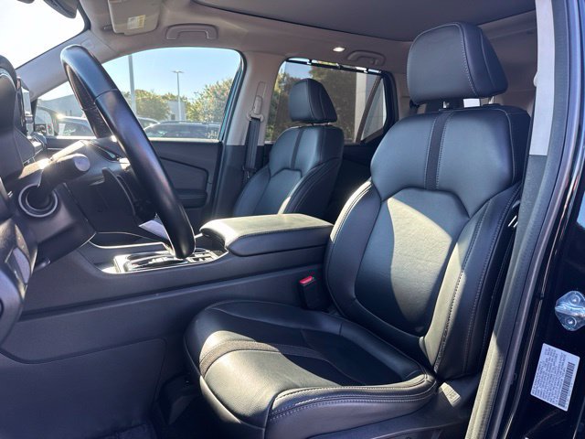 Used 2025 Honda Pilot Touring image 9