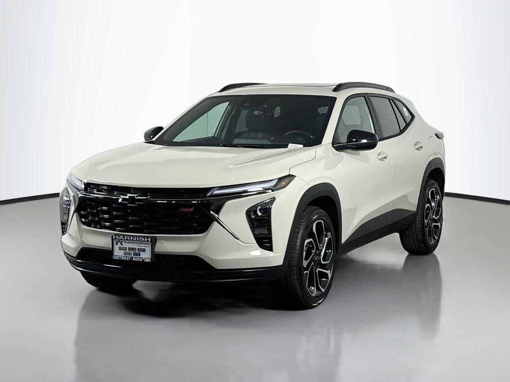 New 2026 Chevrolet Trax RS w/ Sunroof Package FWD image 3