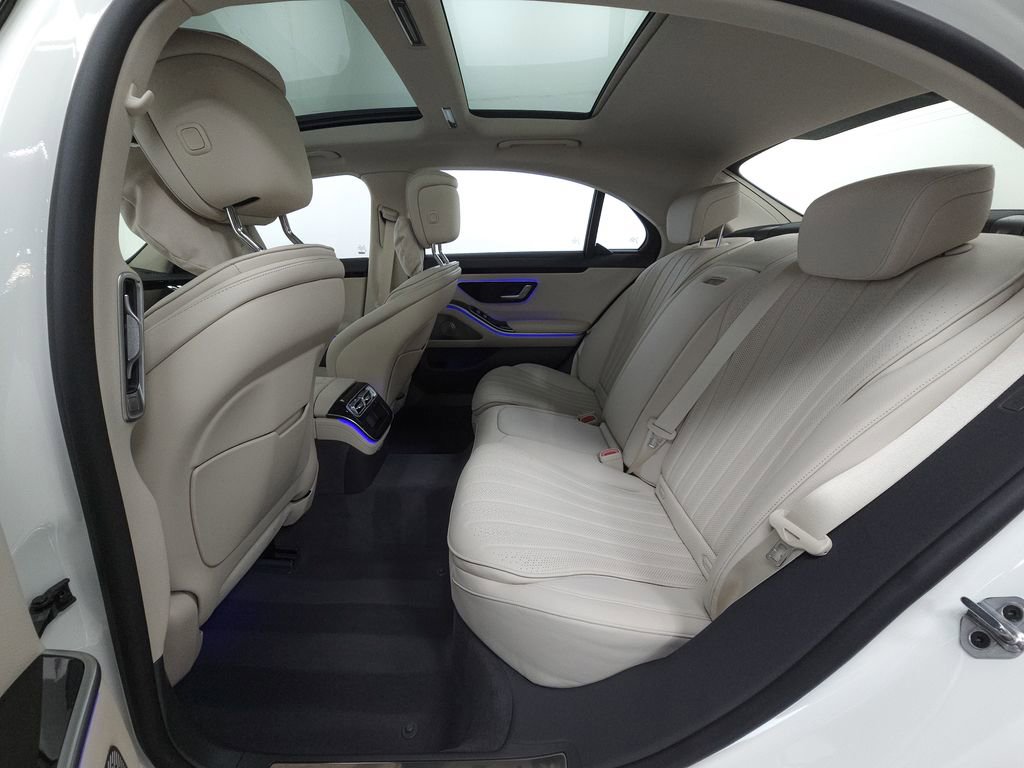 Used 2023 Mercedes-Benz S 500 4MATIC image 29
