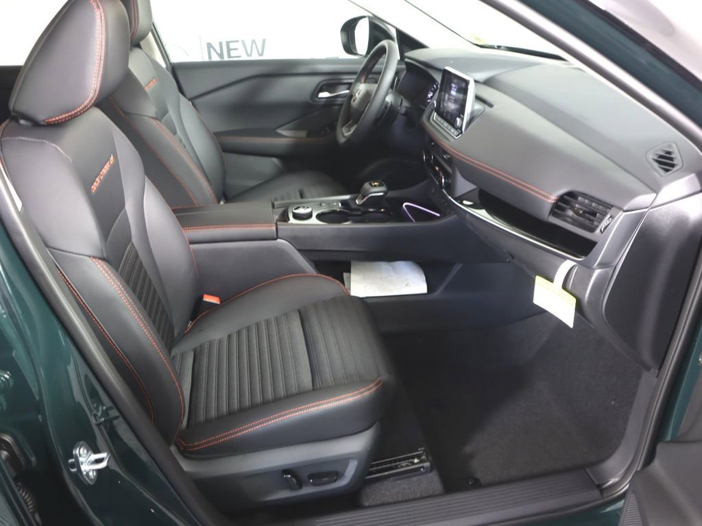 New 2026 Nissan Rogue SV w/ Rock Creek Premium Package AWD/4WD image 28