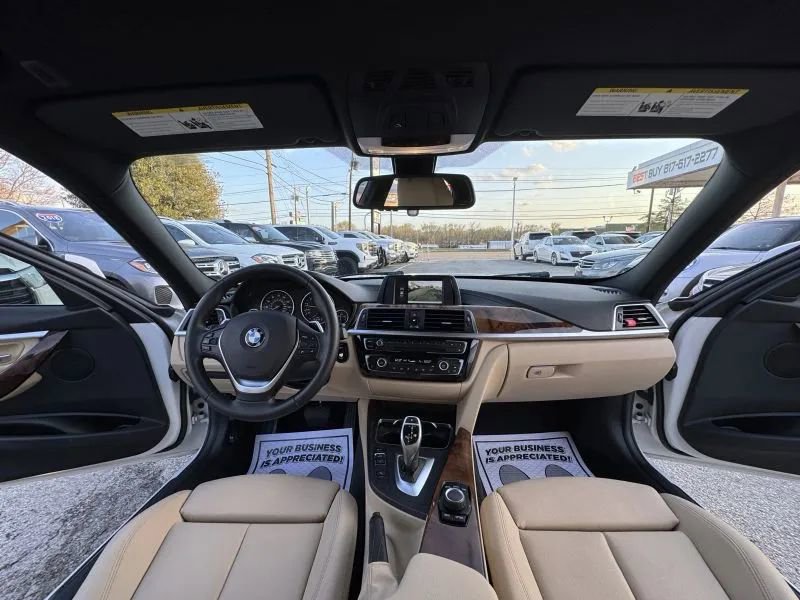 Used 2018 BMW 330i Sedan RWD image 16