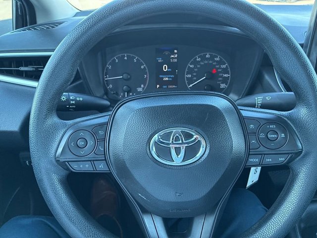 Used 2024 Toyota Corolla LE image 27