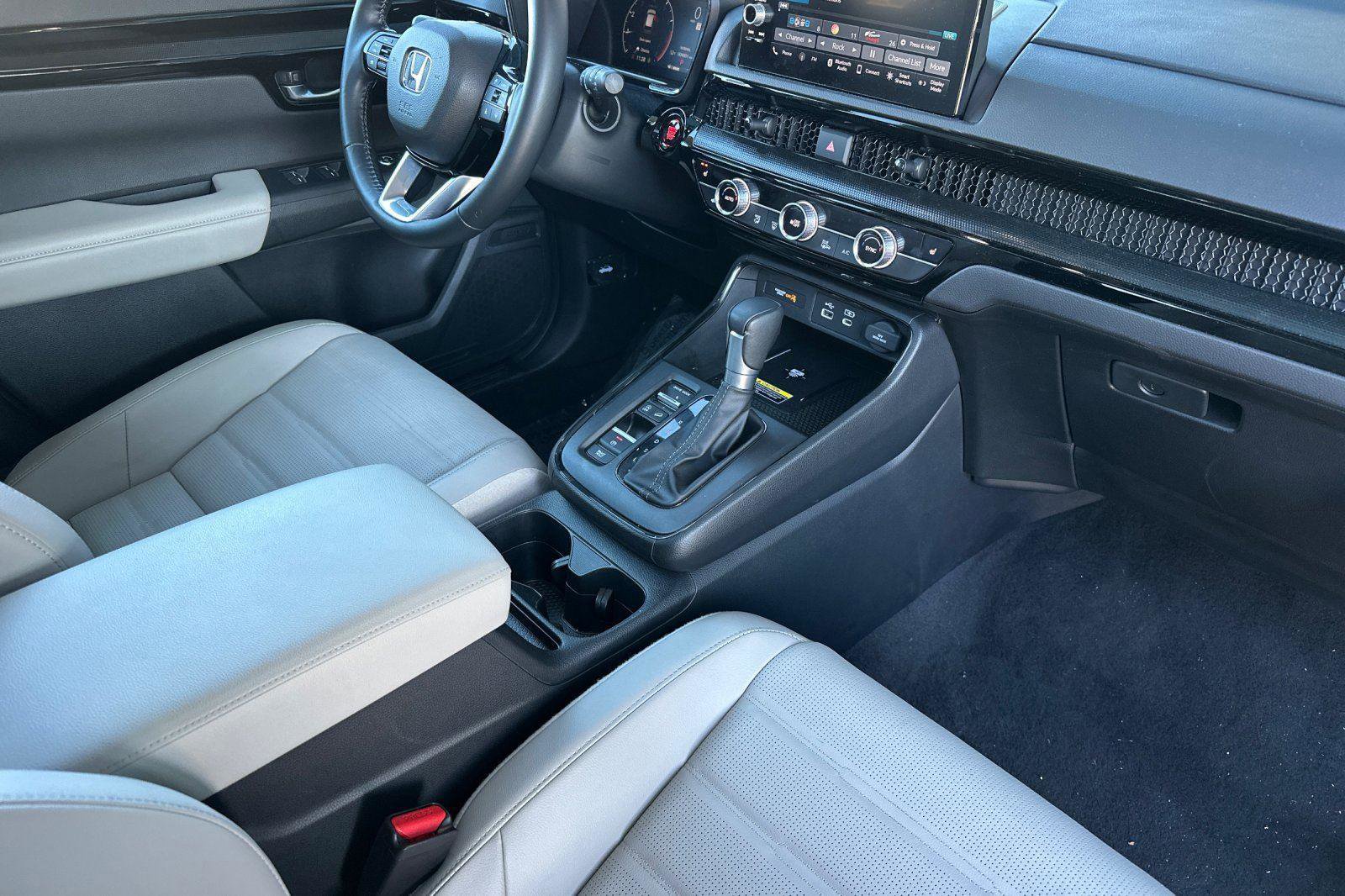 Used 2025 Honda CR-V EX-L image 16