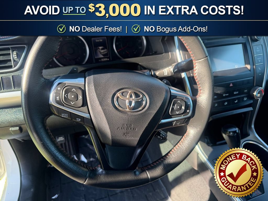 Used 2015 Toyota Camry SE FWD image 18