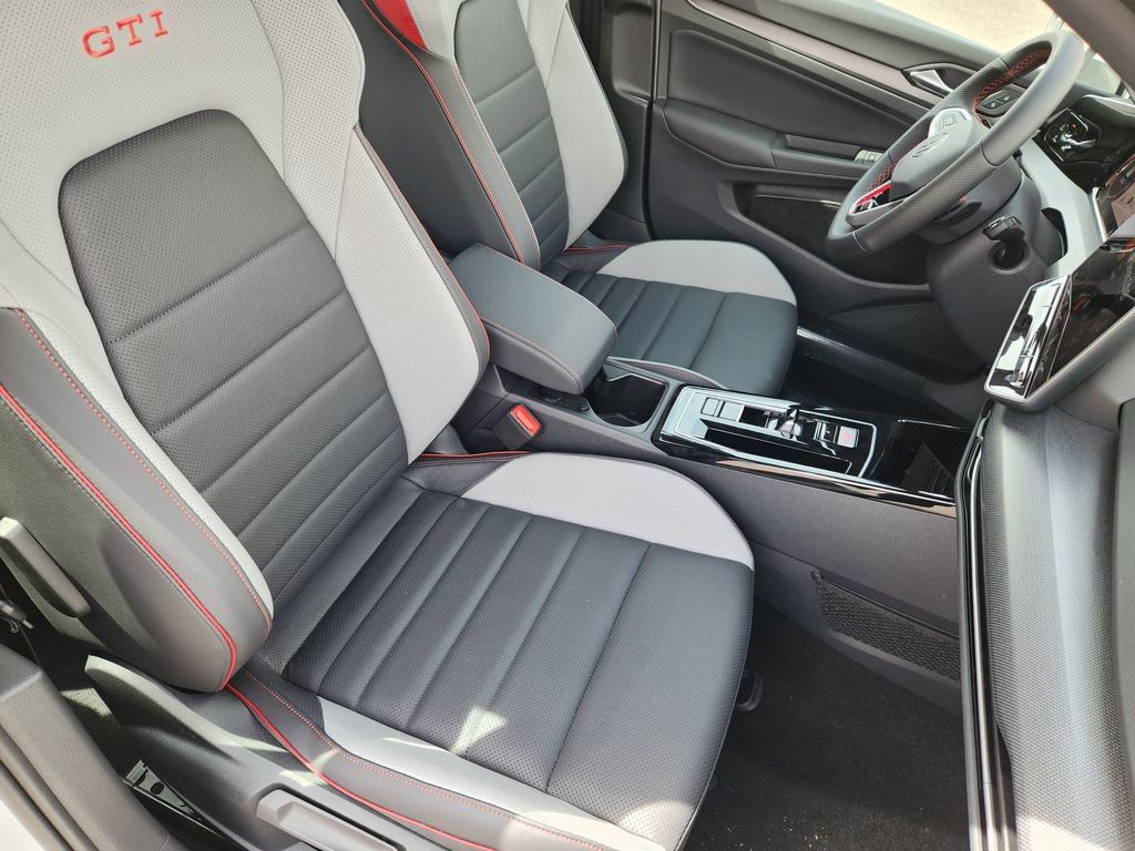 New 2025 Volkswagen GTI SE image 11