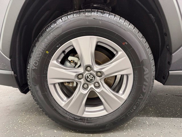 Certified 2025 Toyota RAV4 XLE AWD/4WD image 19