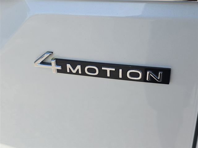 Used 2025 Volkswagen Atlas SEL Premium R-Line AWD/4WD image 6