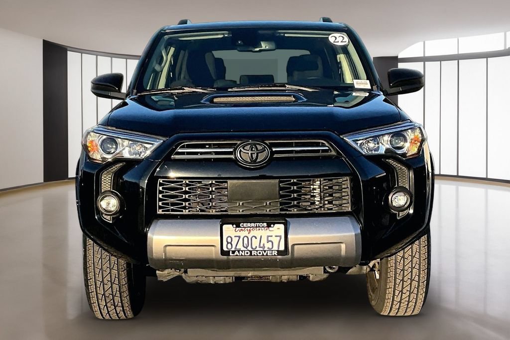 Used 2022 Toyota 4Runner TRD Off-Road AWD/4WD image 2