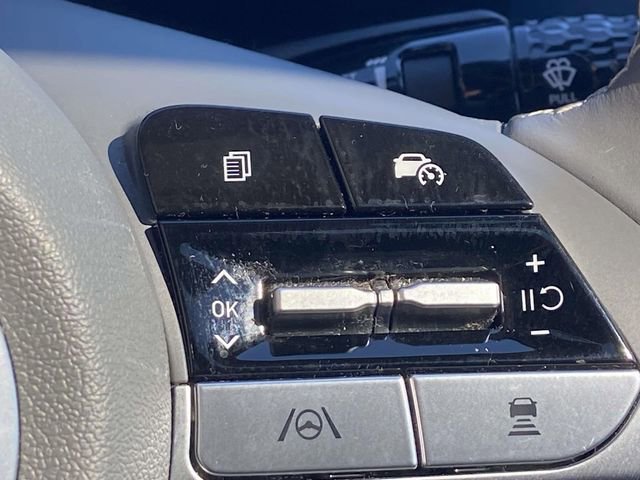 Certified 2024 Hyundai Elantra SEL w/ Convenience Package image 19