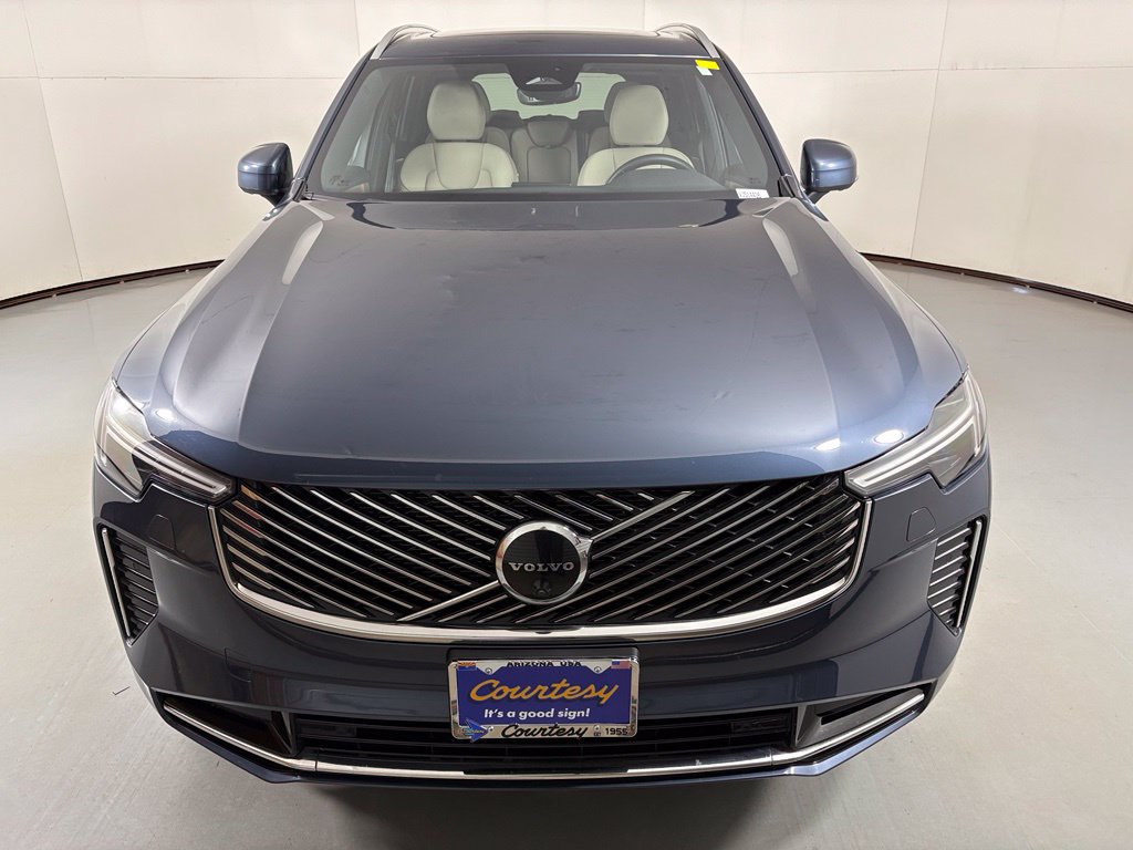 Used 2026 Volvo XC90 B6 Plus AWD/4WD image 3