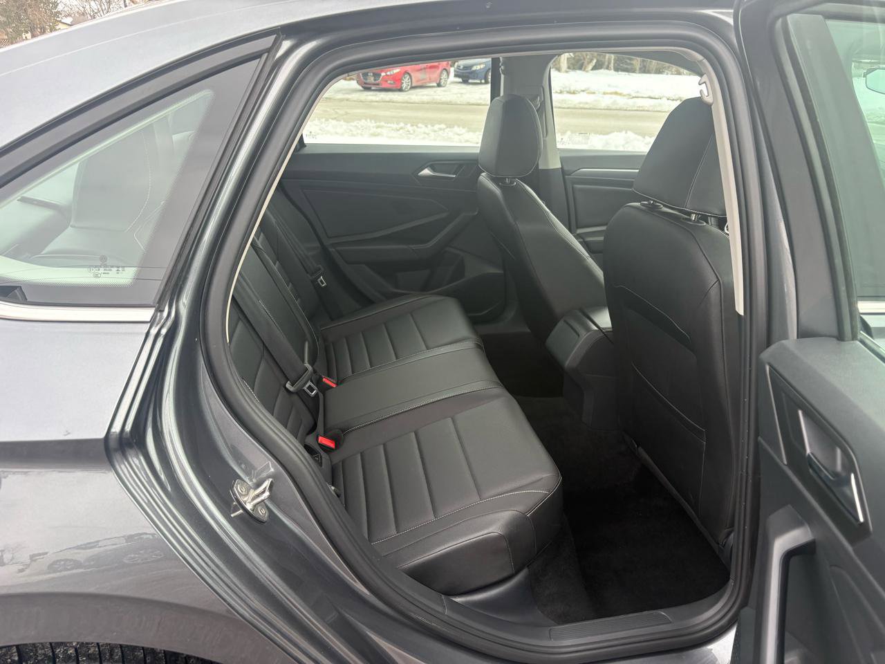Used 2024 Volkswagen Jetta SE FWD image 24