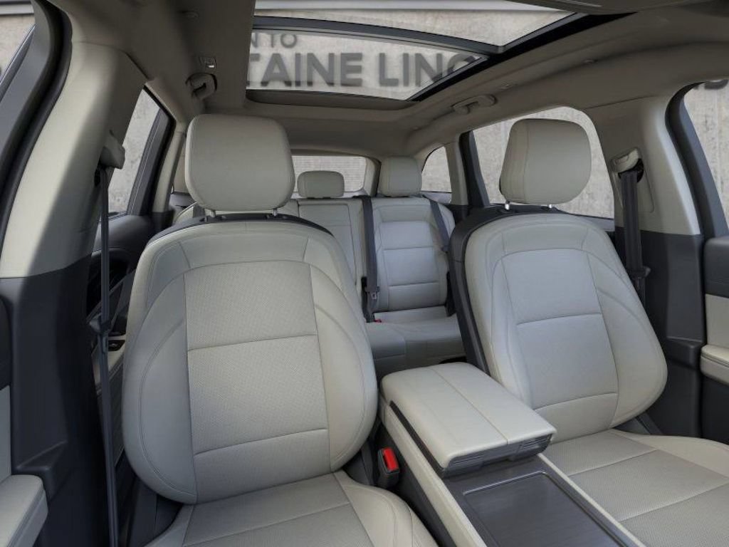 New 2026 Lincoln Nautilus Premier w/ Equipment Group 102A AWD/4WD image 10