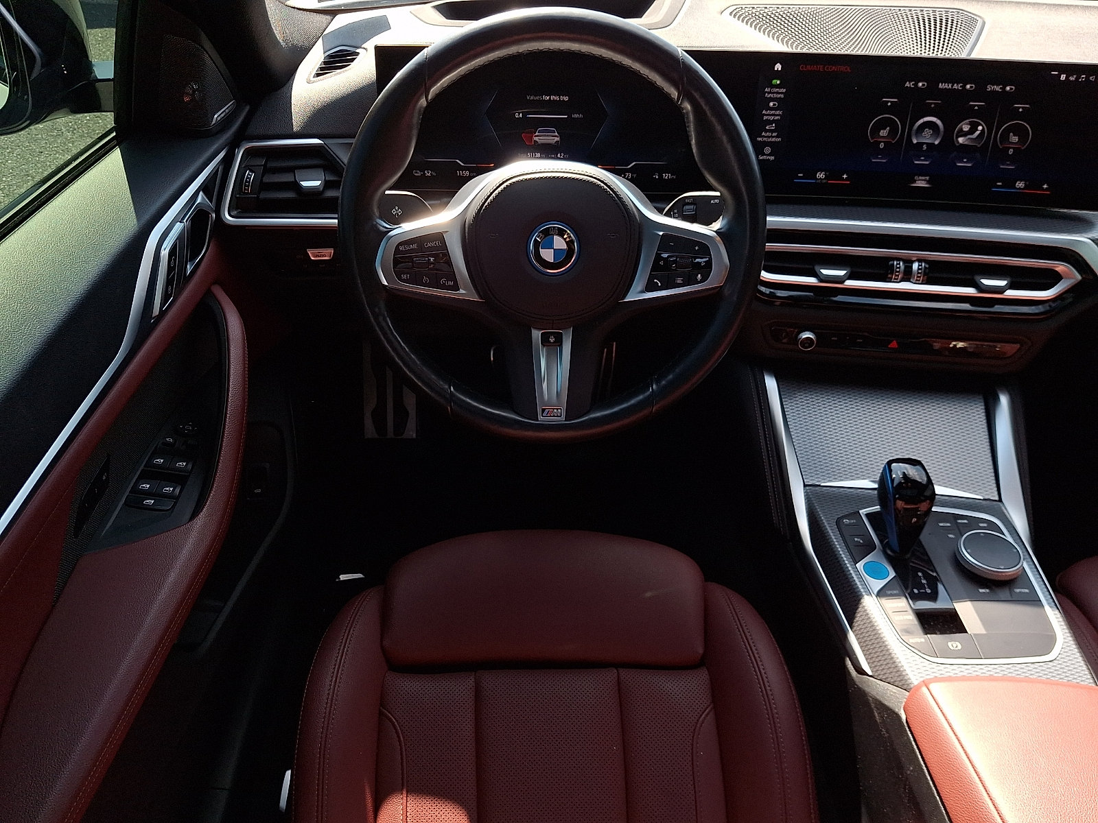Used 2023 BMW i4 eDrive40 w/ M Sport Package RWD image 11