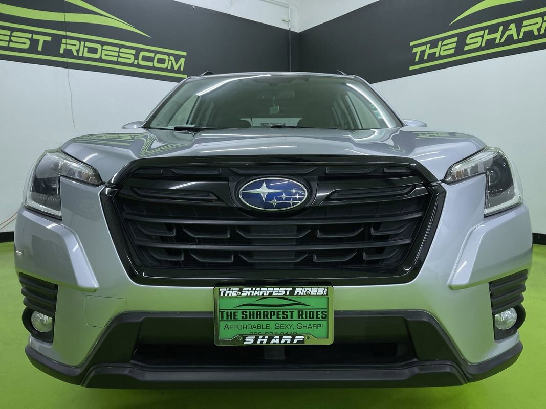 Used 2023 Subaru Forester Premium AWD/4WD image 3