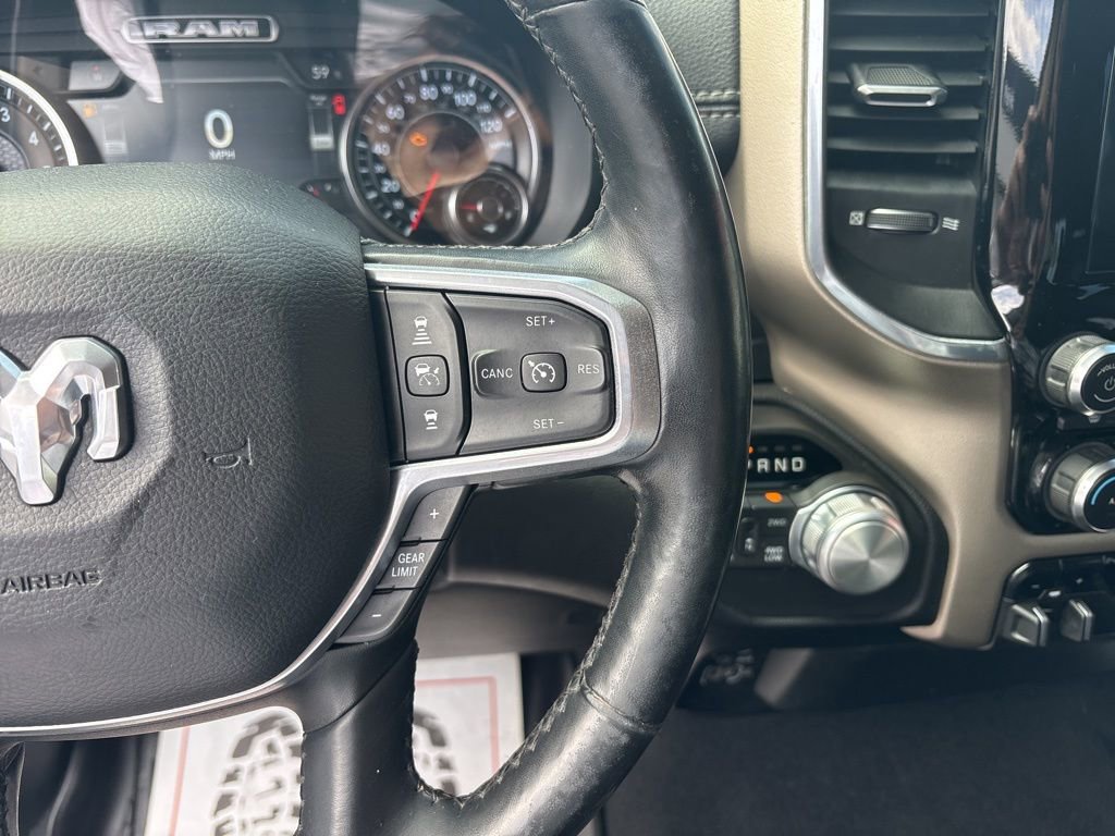 Used 2019 RAM 1500 Laramie AWD/4WD image 18