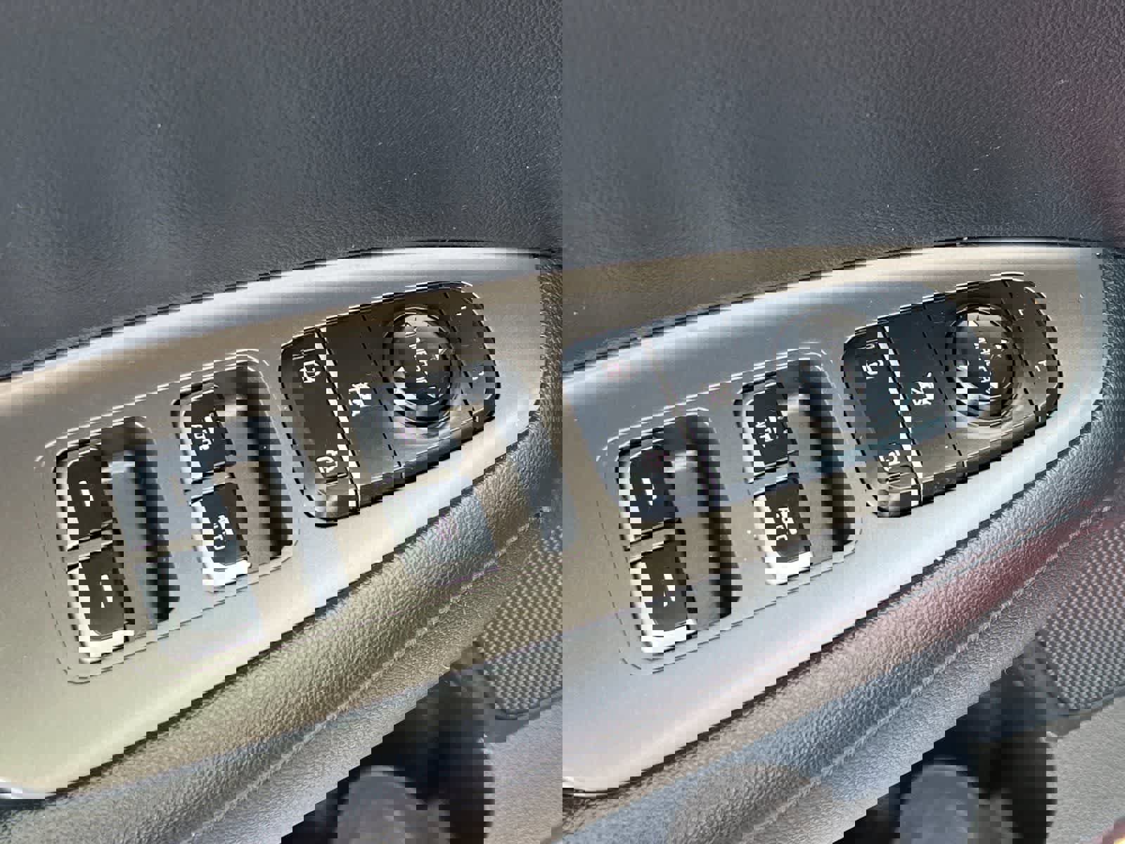 Used 2020 Kia Optima S FWD image 14