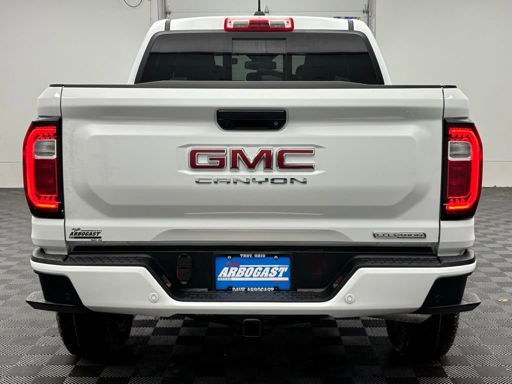 New 2026 GMC Canyon Elevation w/ Convenience Package image 8