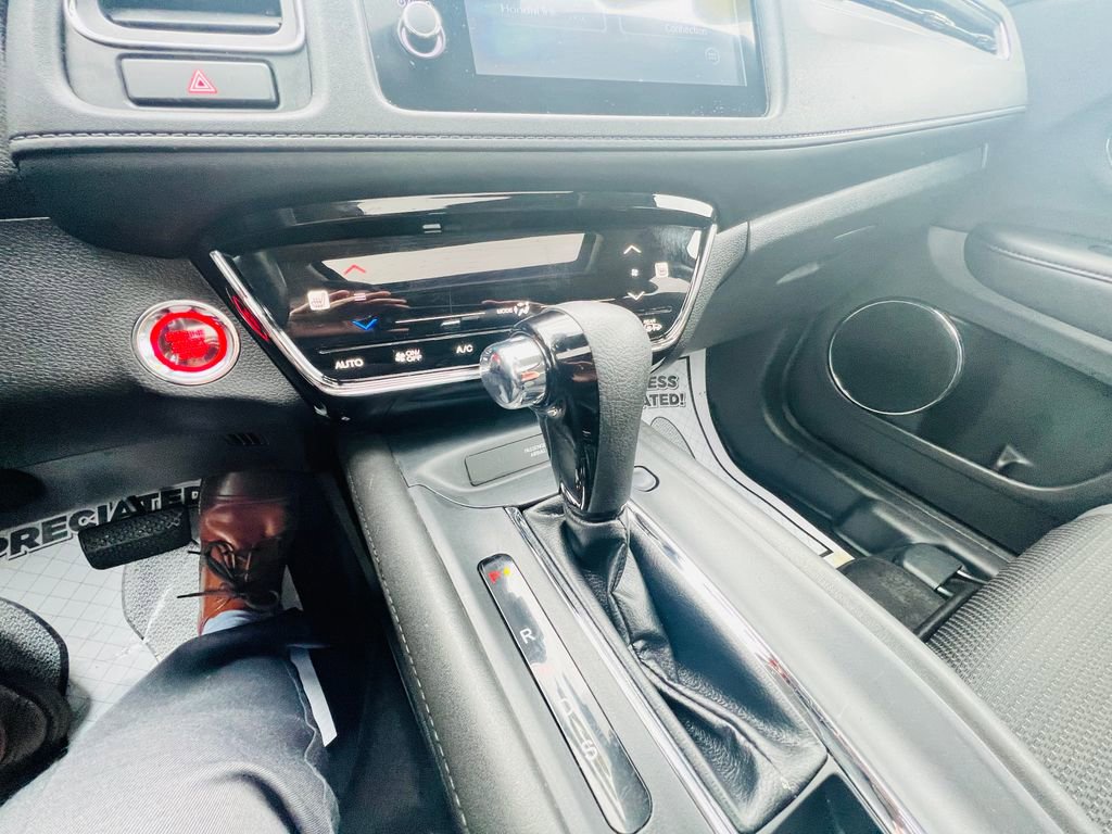 Used 2022 Honda HR-V EX image 24