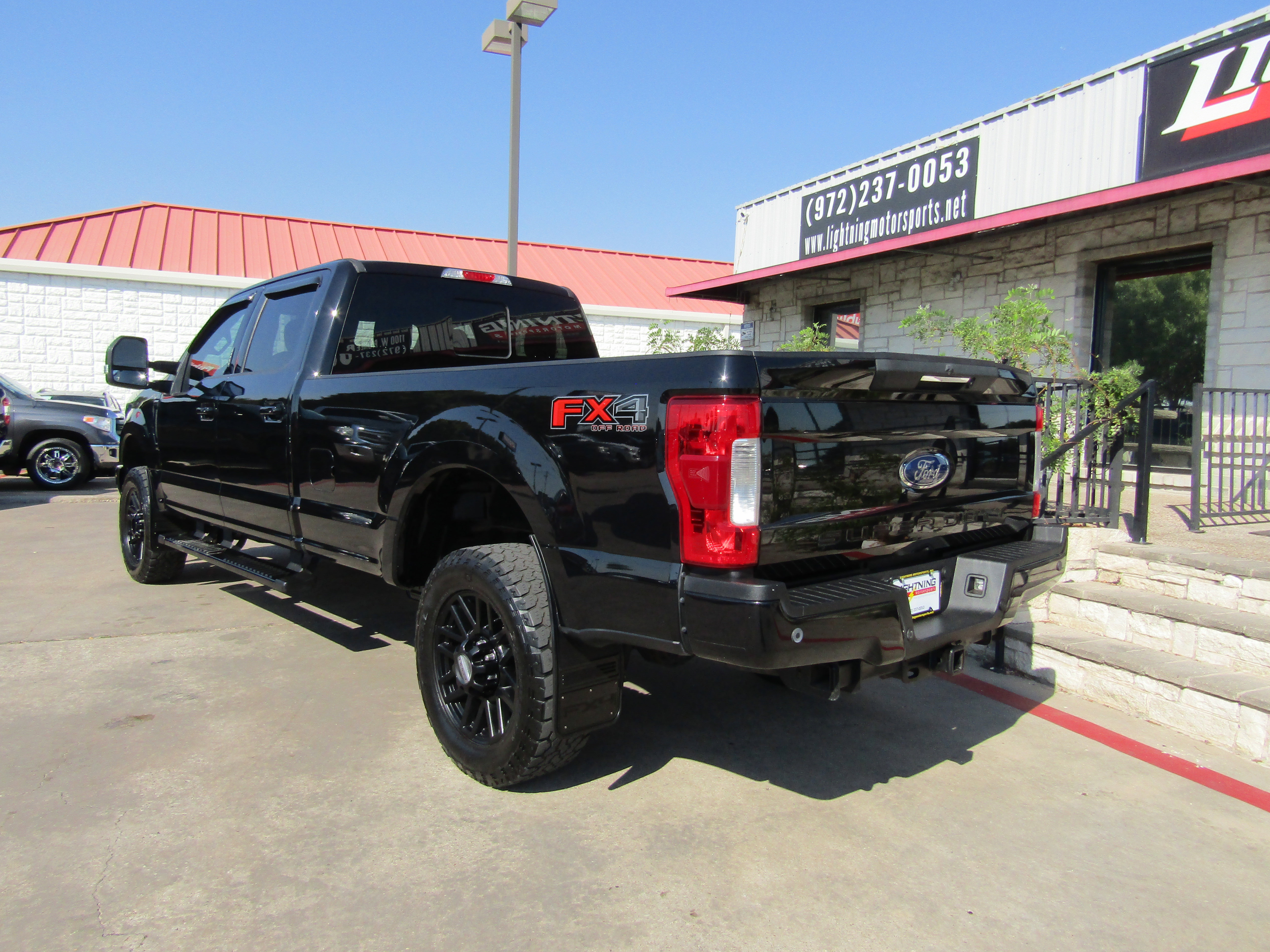 Used 2019 Ford F250 Lariat w/ Lariat Ultimate Package image 3
